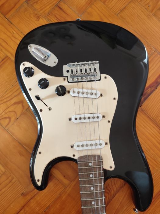 Guitarra Stratocaster fender