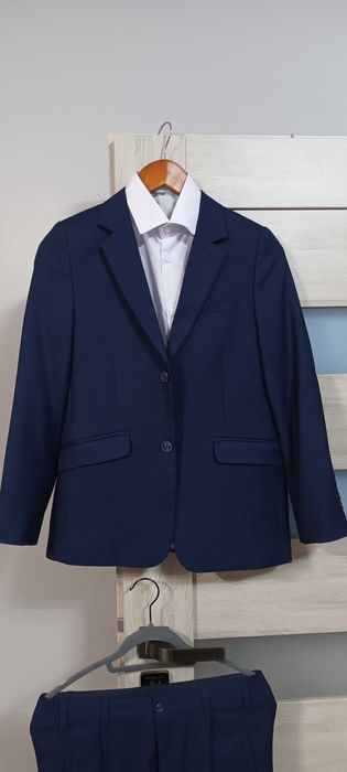 Garnitur granatowy 152cm