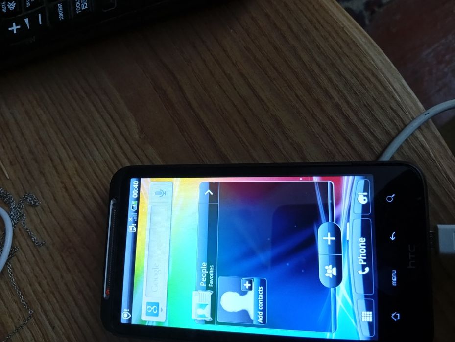 Продам телефони htc