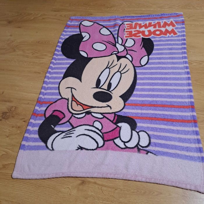 Kocyk dziecięcy Minnie Mouse z mikrofibry 72 x 115 cm
