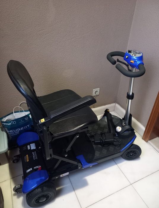 Scooter eléctrica para mobilidade reduzida