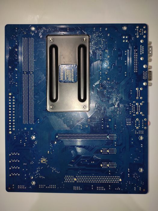 Материнская плата gigabyte ga-m68mt-s2