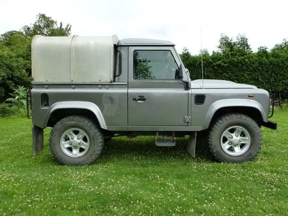 Canópia Ifor Williams para Land Rover Defender 90 ou 110