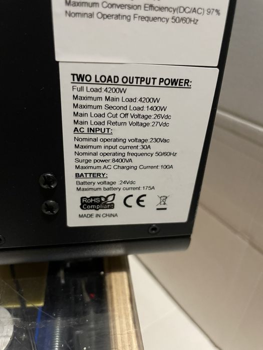 24 в інвертер з залізо фрсфатним акумом на 7.5квту