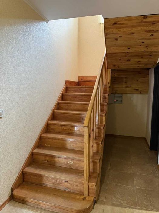 Продам будинок 204кв.м. 6 соток, сучасний стан, р-н Юрівка
