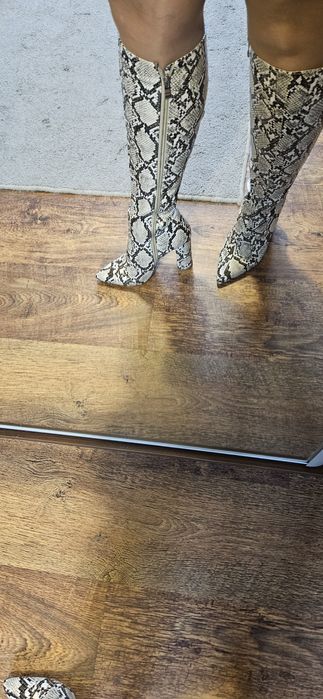 Kozaki wiosenne w panterkę rozmiar 38