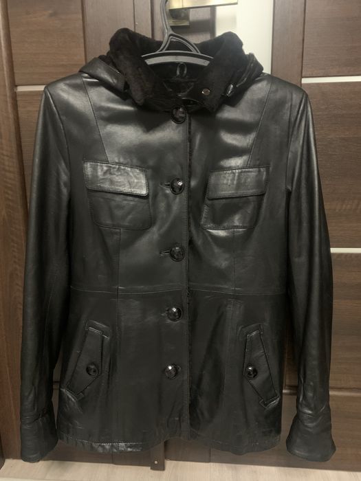 Жіноча шкіряна дублянка