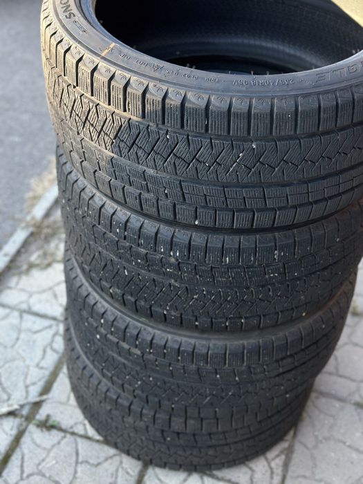 Triangle Snowlink  PL02 235/40 R18 95V PL02