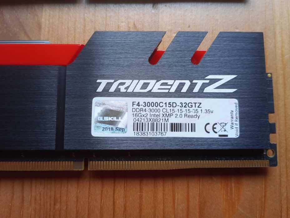 G.SKILL Trident Z 32GB (2x16GB) DDR4-3000 CL1564751292797058122