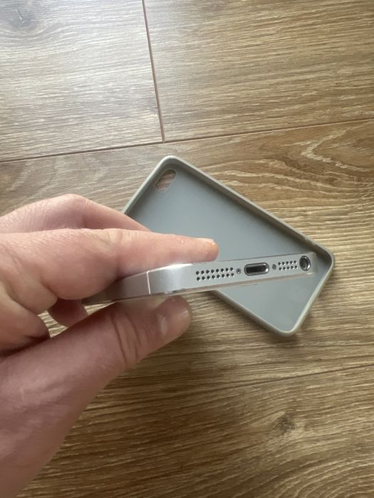 Apple Iphone  5s 16 gb