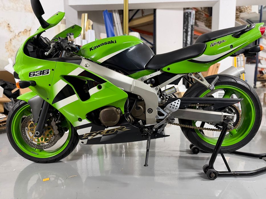 Kawasaki ZX636R_09/2003_5.000€