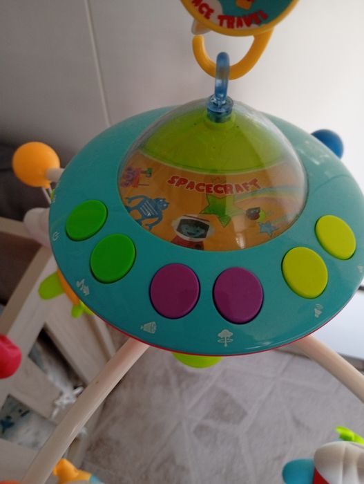 Karuzela do łóżeczka dziecięcego