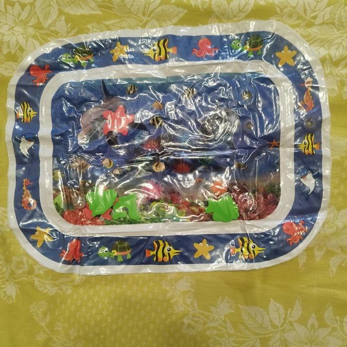 Дитячий надувний матрасик для найменших