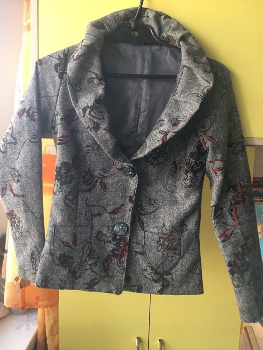 Пиджак женский серый