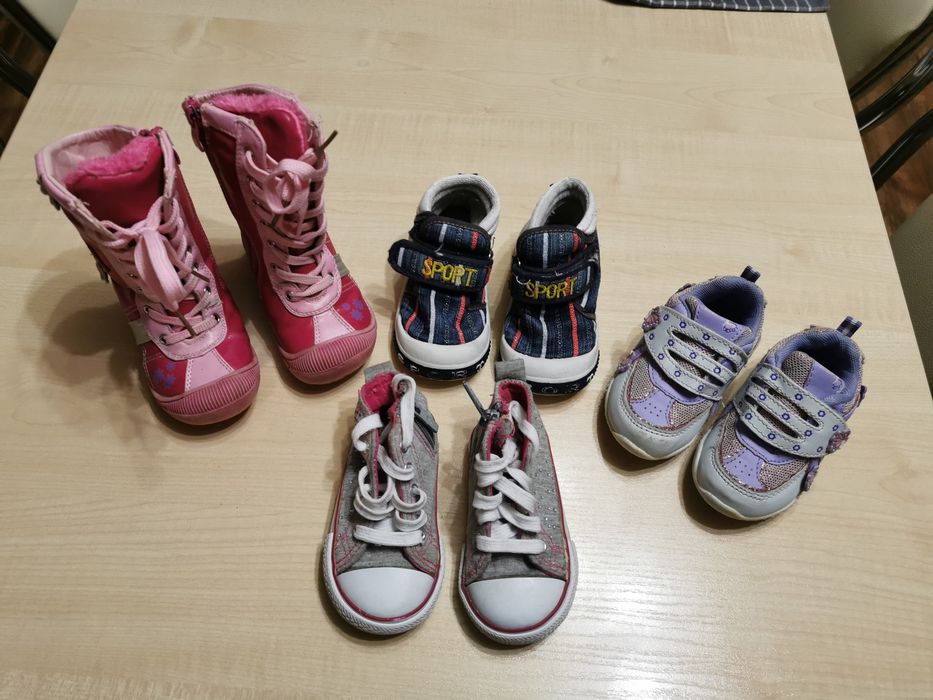 Kozaczki, adidaski i 2 x trampki