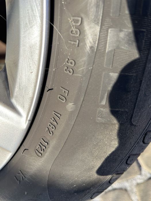 Продам шини, літо pirelli, без дисків