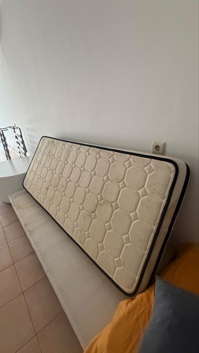 Colchões de solteiro