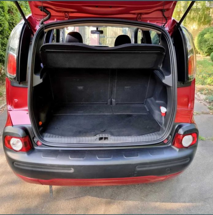 Citroen C3 Picasso 2011 рік (1,4)