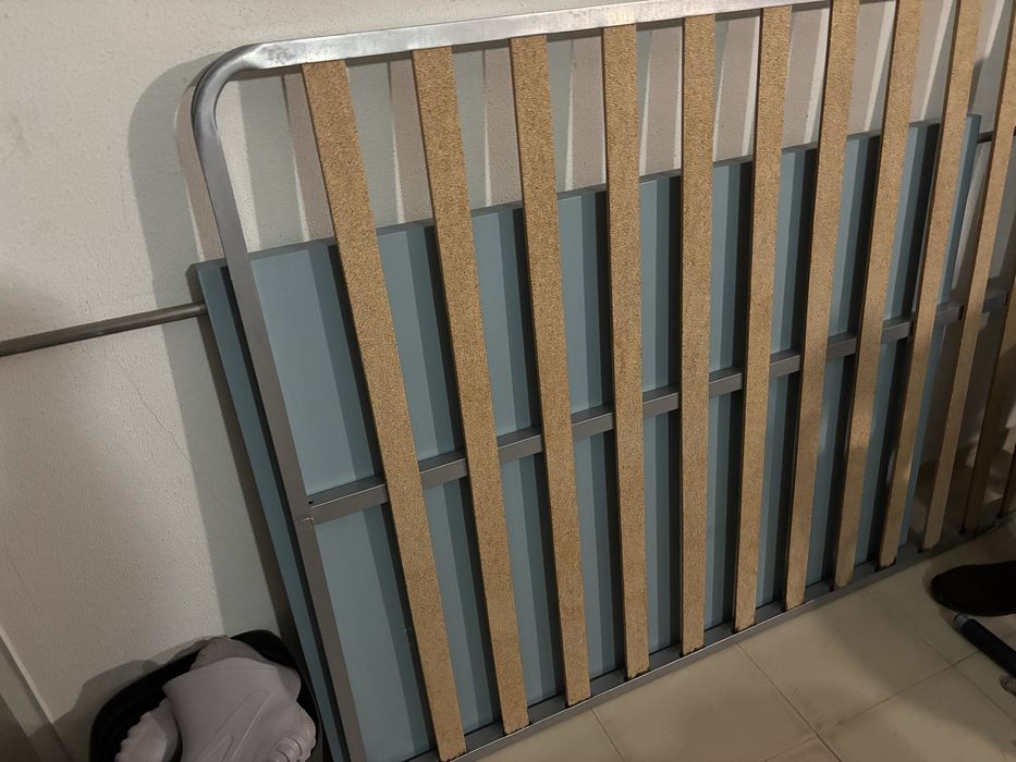 Vendo estrutura de cama + estrado