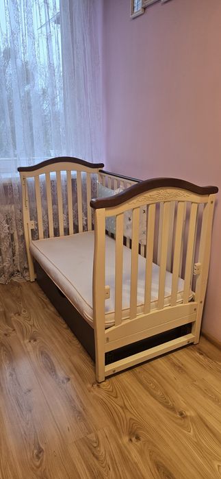 Дитяче деревяне ліжко гойдалка з матрасом Верес 120 х 60 см