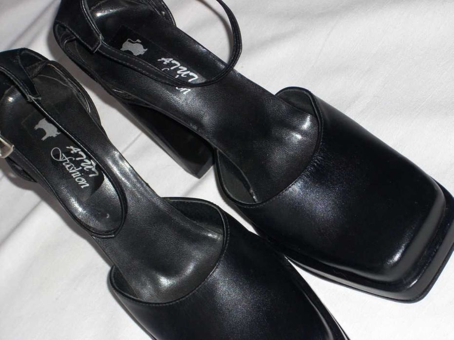 Atut Eleganckie Skórzane Buty 39 40 NOWE Coquette