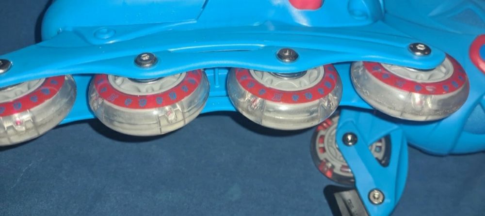 Patins em linha cool kb com luzes led T: 31 a 33