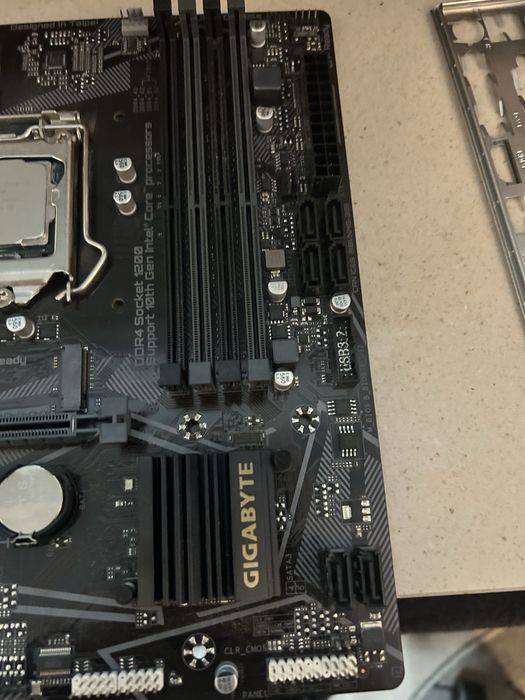 Płyta główna Gigabyte B460M DS3H