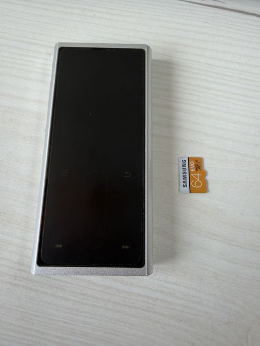 Fiio m3k + micro SD Samsung 64 gb