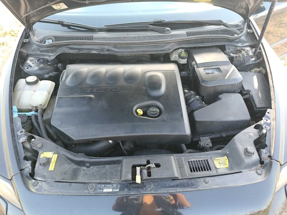 sprzedam volvo v50 2D