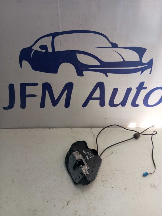 Fechadura Porta Traseira Direita Mercedes CLS W219 - A2197300235 Original