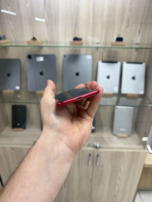 Iphone SE 2020 64gb Neverlock Чудовий Стан! Оплата Частинами!