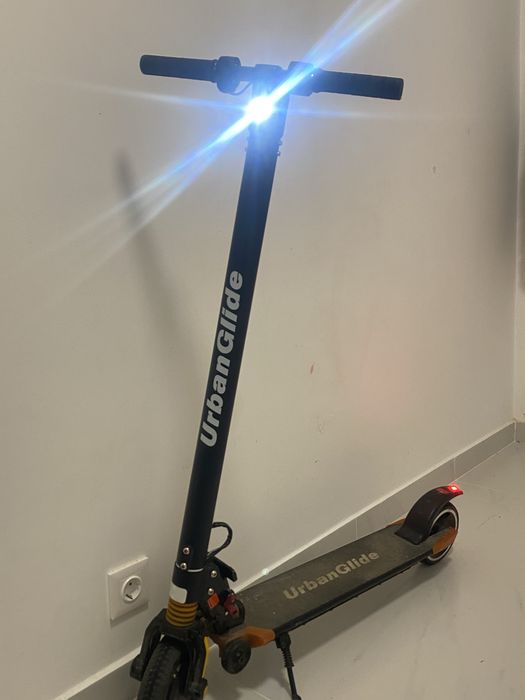 Vendo ou troco Trotinete inclui capacete