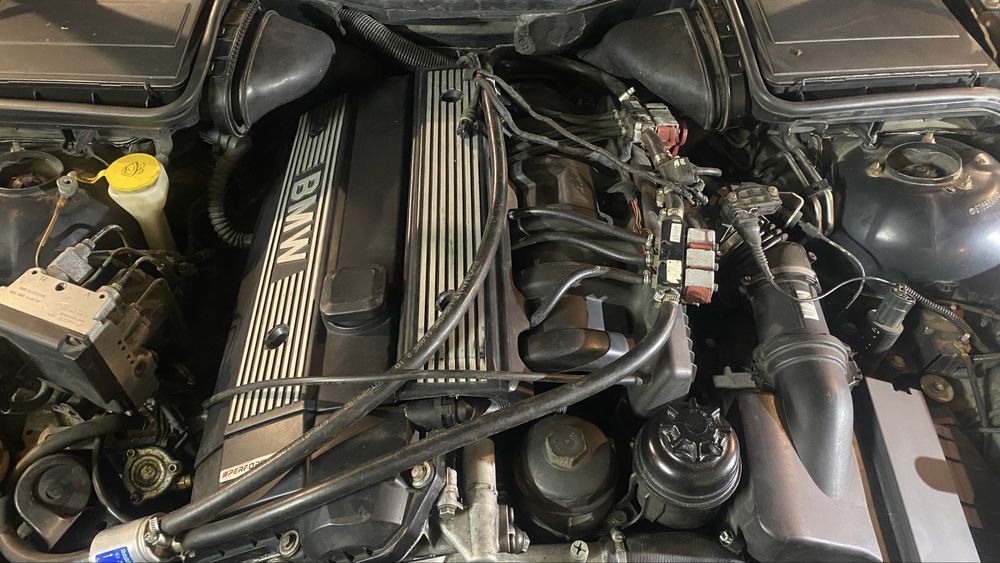 Продам двигун е39 2.8 м52б28 (можна комплектом для свапа с 2.0, 2.5)