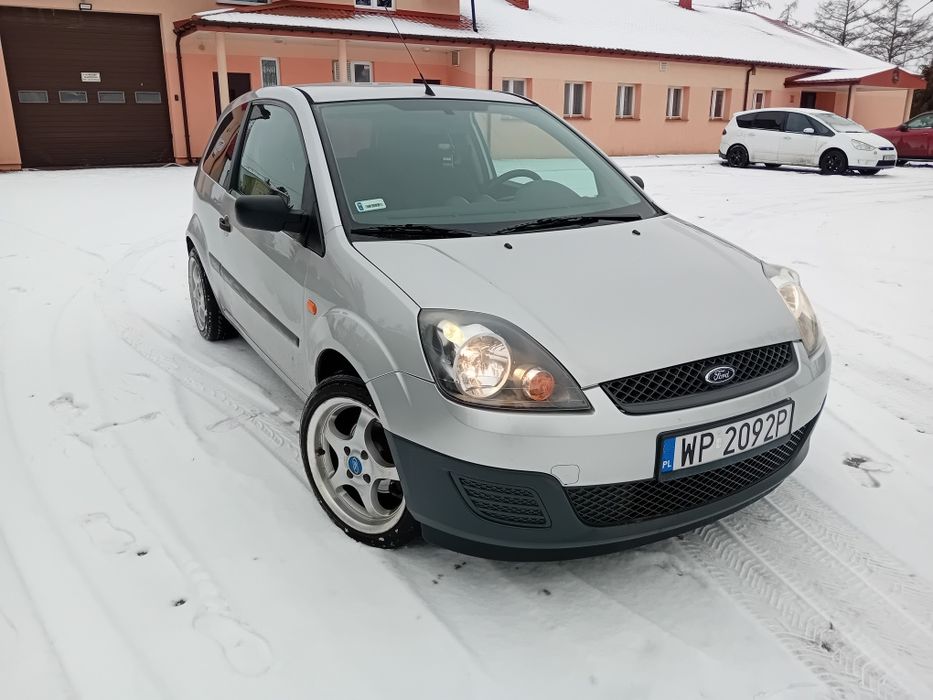 Sprzedam Ford Fiesta 2005r 1.3
