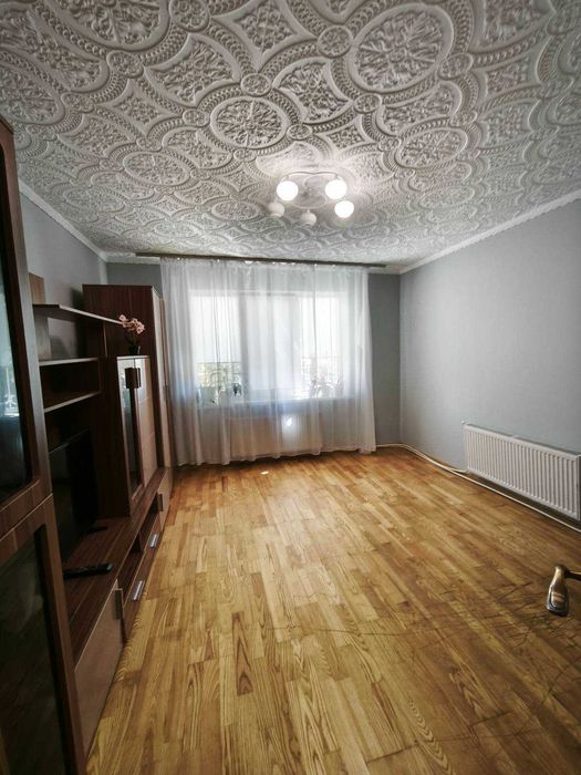 Продається 3-кімнатна квартира по вул. Сікорського Код: 52908