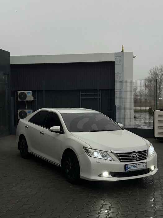 Camry 50 максимальная,не крашенная