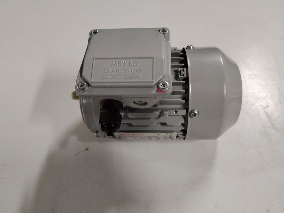 Motor Elétrico Trifásico BERNATI