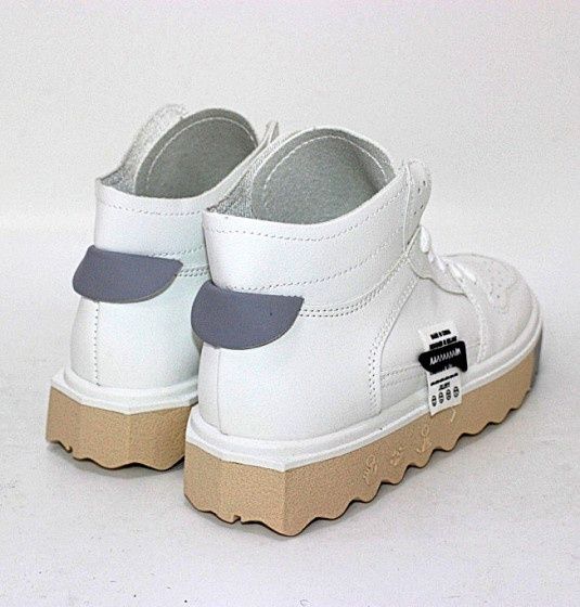 Кросівки-хайтопи білі