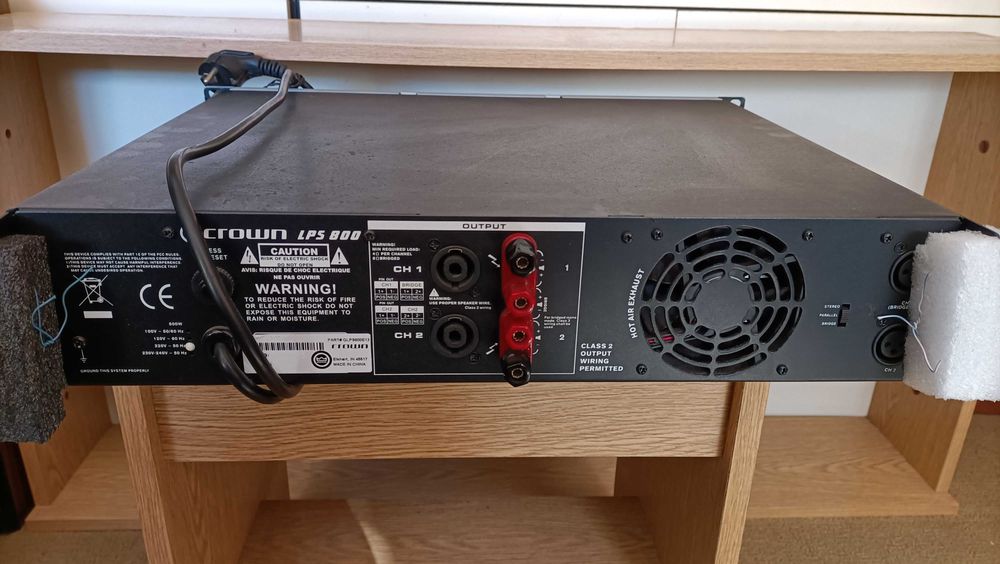 Amplificador de som de 500W - Crown LPS 800 power amplifier