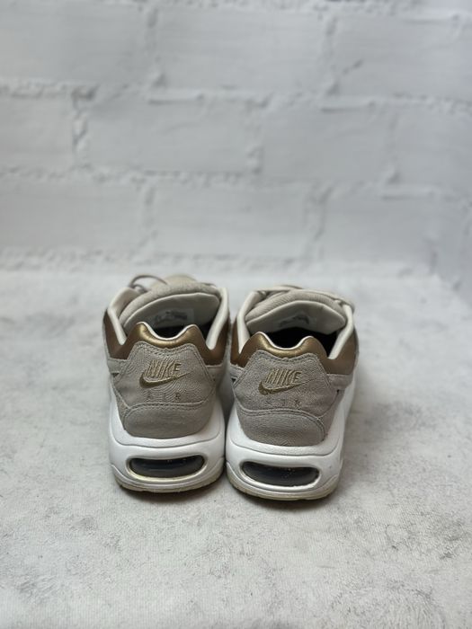 Жіночі спортивні кросівки Nike Air Max Command Premium 90 38p
