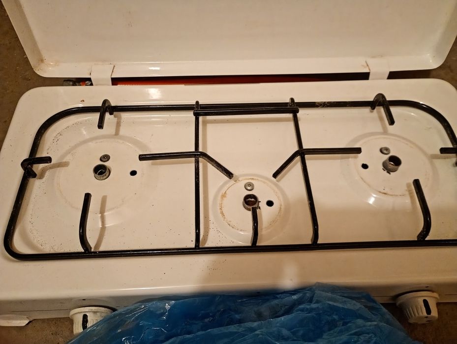 Kuchenka gazowa 3 palniki