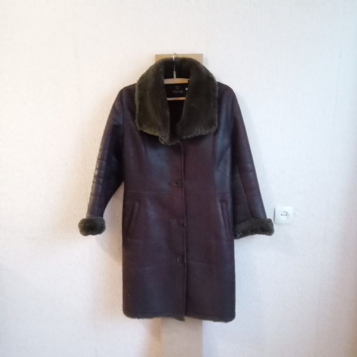 Женская дубленка