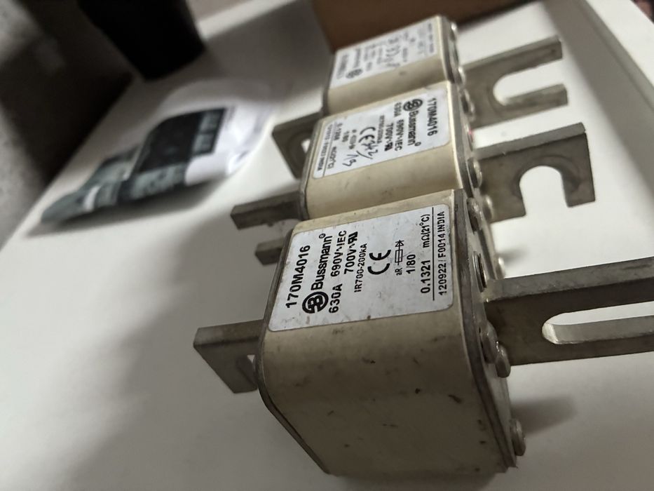 Bezpiecznik Bussmann 170M4016  630A 700V