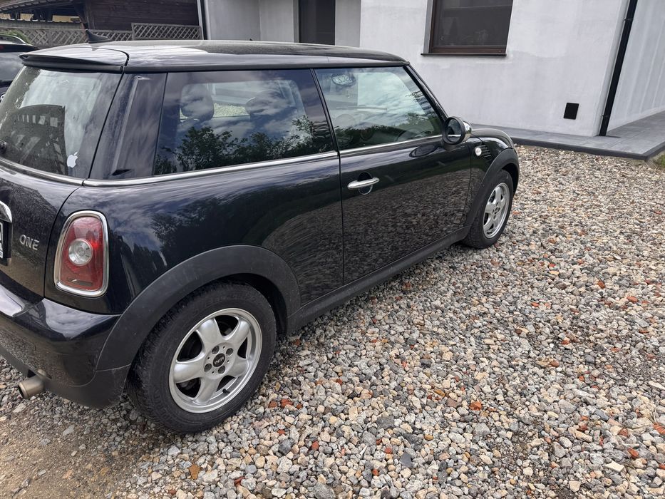 MINI ONE 1,4 bezyna