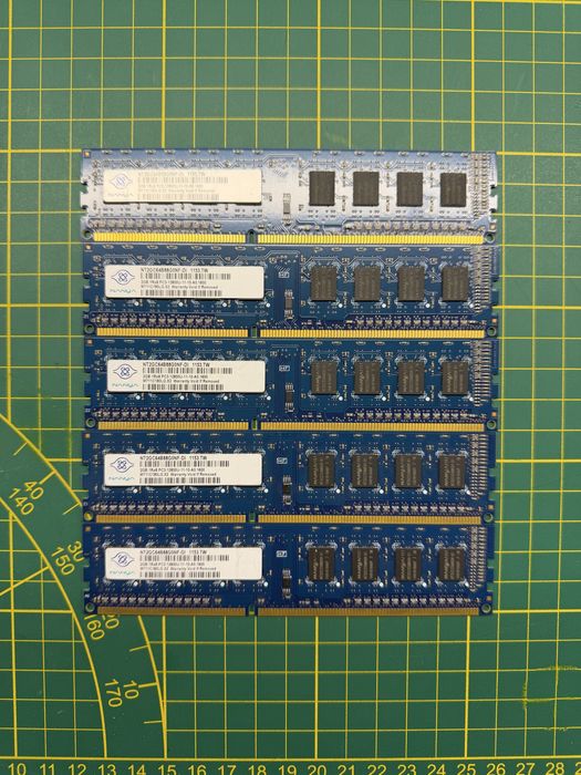 RAM pamięć 5 x DDR3 2 GB