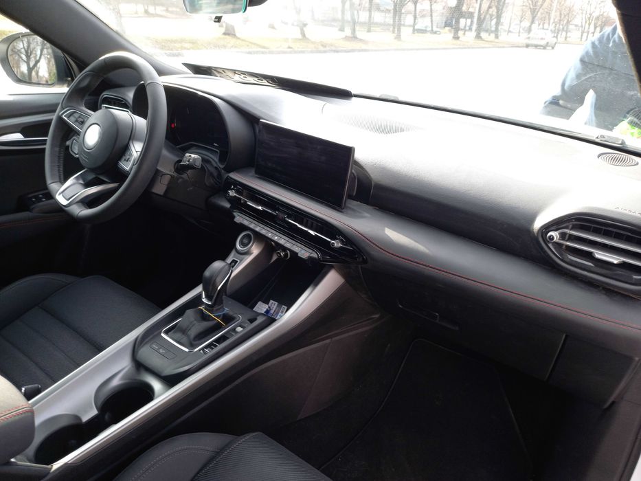 Dodge Hornet 2024 2.0 АТ (265 к.с) 4WD