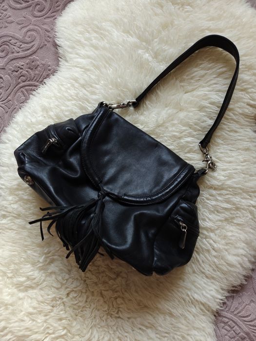 bcbgmaxazria torebka skórzana skóra naturalna czarna vintage na ramię