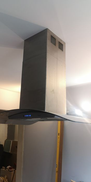 Okap akpo podszafkowy