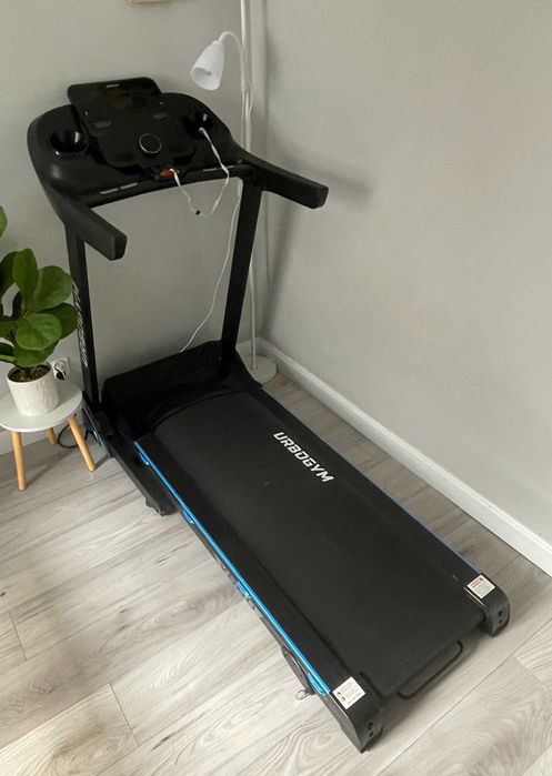 Bieżnia domowa elektryczna Urbogym V680