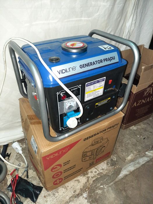 Продам бензиновий генератор